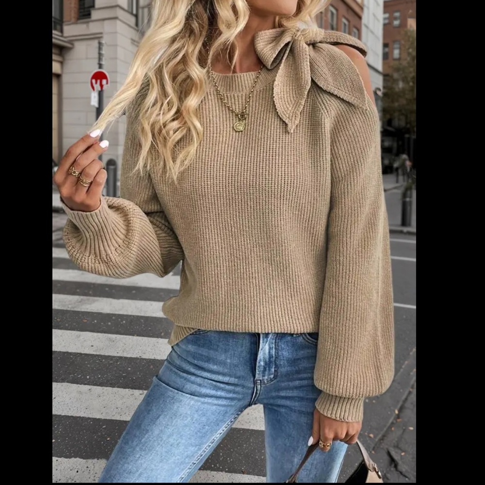 Elegant Sweater Bow Accent Round Neck Long Sleeve Cold Shoulder Pullover Ribbed